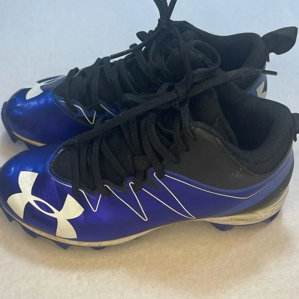 Under Armour Youth Soccer Cleats Blue Black Molded Studs Size 2.5Y